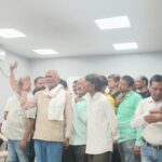 रांची नगर निगम की कार्रवाई के विरोध में अपर बाजार के व्यापारियों ने जताया रोष