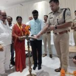 उपायुक्त रांची  मंजूनाथ भजन्त्री एवं वरीय पुलिस अधीक्षक रांची  राकेश रंजन.जगन्नाथ नगरीय दुर्गा पूजा समिति, धुर्वा रांची द्वारा आयोजित बैठक में सम्मिलित हुए